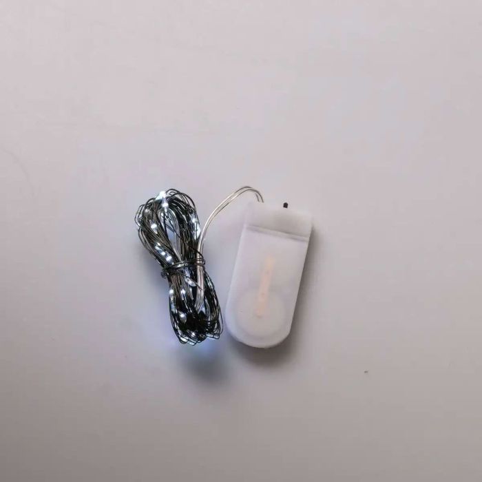 Світлодіодна гірлянда Роса 5 метрів на батарейках 50 led нитка на зеленому дроті біла 50L5MGW