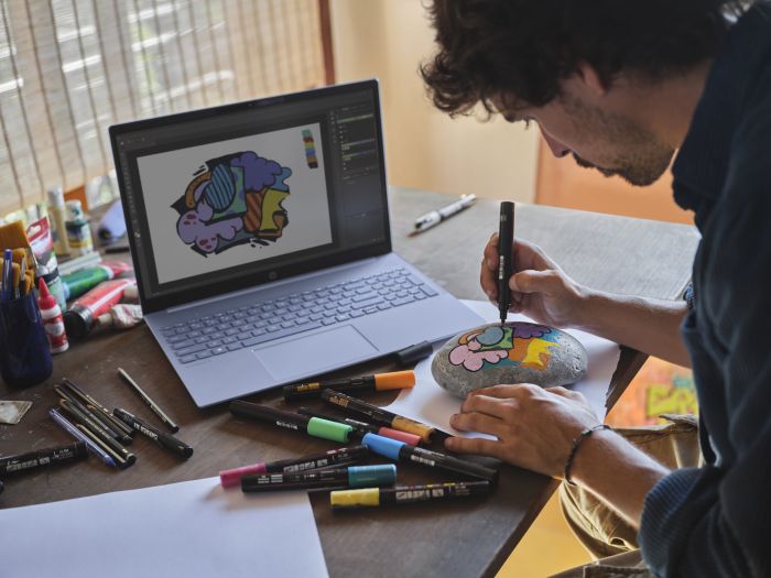 Ноутбук HP OmniBook 5 16-af1016ua 16" WUXGA IPS AG, Intel U7-255U, 16GB, F1TB, UMA, DOS, блакитний