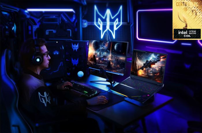 Acer Notebook Predator Helios 18 PH18-73 18" WQUXGA IPS, Intel U9-275HX, 64GB, F2TB, NVD5090-24, Lin, black