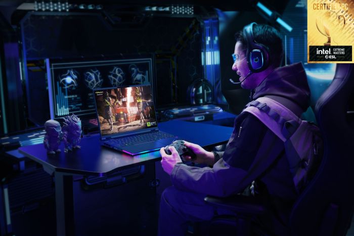 Ноутбук Acer Predator Helios 16 PH16-73 16" OLED, Intel U9-275HX, 64GB, F2TB, NVD5090-24, Win11P, черный