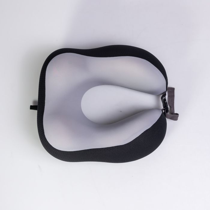 Подушка для шиї Camelback U-подібна з охолоджуючим ефектом чорний HP-56-19B